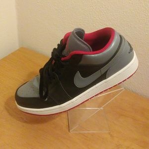 AJ1 Low
